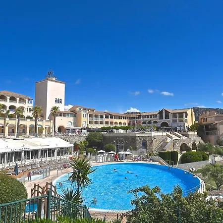 Apartamento Village Cap Esterel - L'esquinade-109 By Interhome