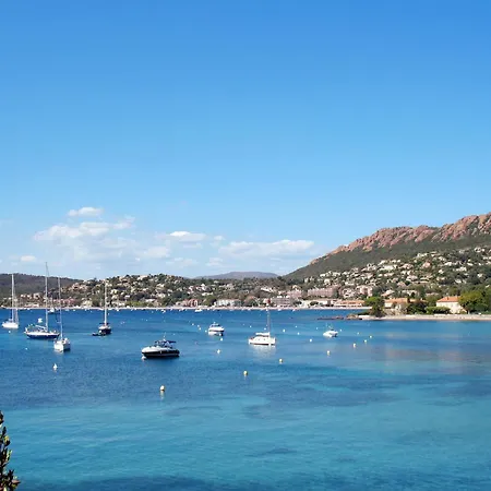 Apartamento Village Cap Esterel - L'esquinade-109 By Interhome *