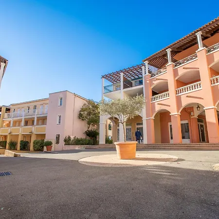 Апартаменты Village Cap Esterel - L'esquinade-109 By Interhome *