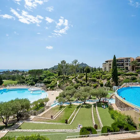 Apartamento Village Cap Esterel - L'esquinade-109 By Interhome *