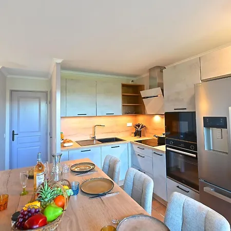 Апартаменты Village Cap Esterel - L'esquinade-109 By Interhome